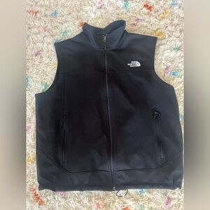 The North Face Men's Black Softshell Vest XL